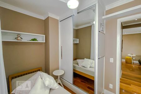 Apartamento à venda com 69m², 3 quartos e 2 vagasQuarto 2