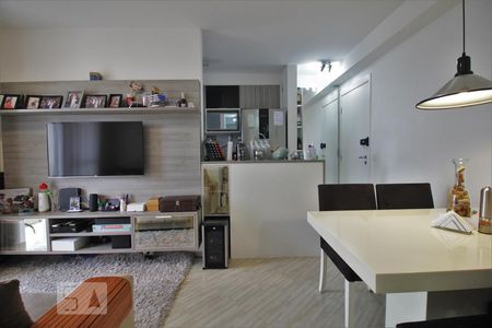 Apartamento para alugar com 67m², 2 quartos e 1 vagaSala