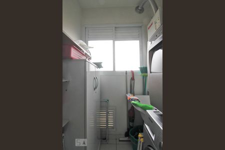 Apartamento para alugar com 67m², 2 quartos e 1 vagaÁrea de Serviço