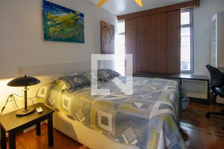 Apartamento à venda com 303m², 3 quartos e 2 vagas Apartamento à venda com 303m², 3 quartos e 2 vagasQuarto 1 suíte