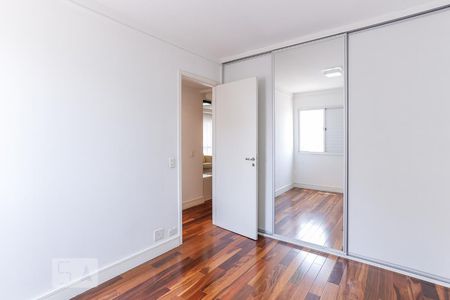 Apartamento à venda com 103m², 2 quartos e 2 vagas Apartamento à venda com 103m², 2 quartos e 2 vagasQuarto