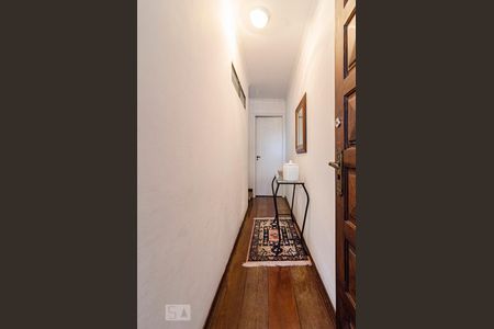 Casa à venda com 137m², 3 quartos e 2 vagasEntrada