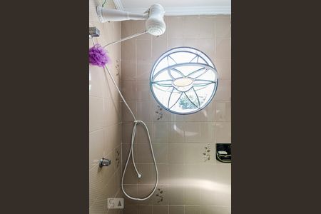 Casa à venda com 137m², 3 quartos e 2 vagasBanheiro