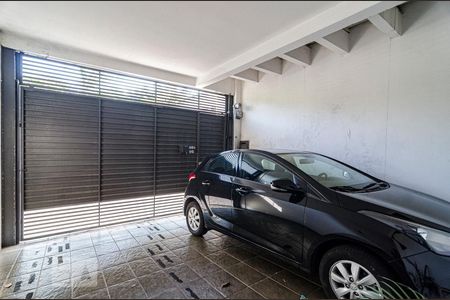 Casa à venda com 137m², 3 quartos e 2 vagasGaragem