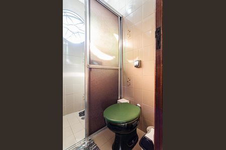 Casa à venda com 137m², 3 quartos e 2 vagasBanheiro