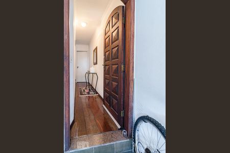 Casa à venda com 137m², 3 quartos e 2 vagasEntrada