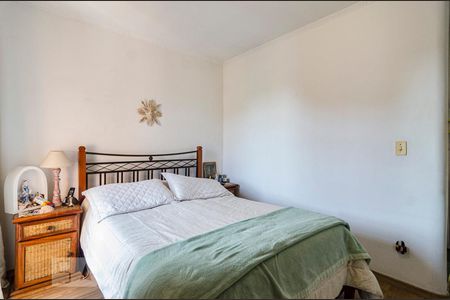 Casa à venda com 137m², 3 quartos e 2 vagasSuíte