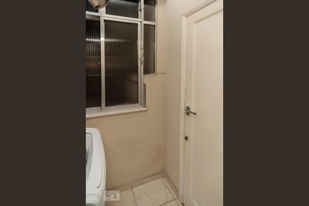 Apartamento à venda com 70m², 2 quartos e 1 vagaÁrea de Serviço