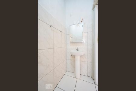 Casa à venda com 227m², 5 quartos e sem vaga Casa à venda com 227m², 5 quartos e sem vagaBanheiro