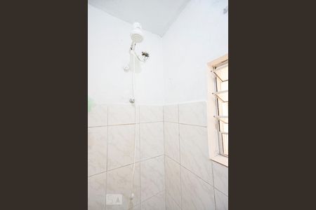 Casa à venda com 227m², 5 quartos e sem vaga Casa à venda com 227m², 5 quartos e sem vagaChuveiro