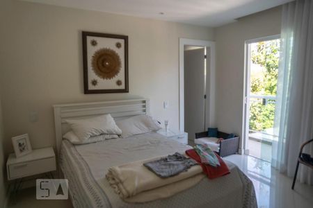 Casa de condomínio à venda com 500m², 4 quartos e 2 vagas Casa de condomínio à venda com 500m², 4 quartos e 2 vagasSuite 1