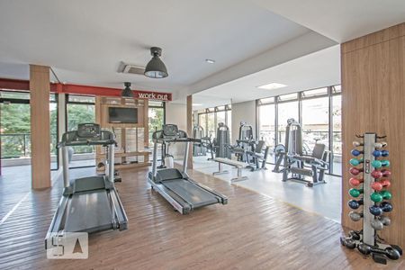 Apartamento para alugar com 38m², 1 quarto e 1 vaga Apartamento para alugar com 38m², 1 quarto e 1 vagaÁrea comum - Academia