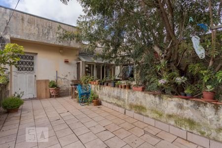 Casa à venda com 359m², 1 quarto e 1 vaga Casa à venda com 359m², 1 quarto e 1 vagaTerraço