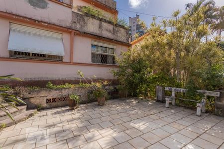 Casa à venda com 359m², 1 quarto e 1 vaga Casa à venda com 359m², 1 quarto e 1 vagaPátio