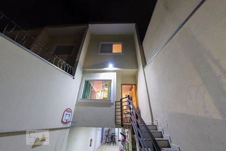 Casa à venda com 150m², 3 quartos e 4 vagas Casa à venda com 150m², 3 quartos e 4 vagasFachada