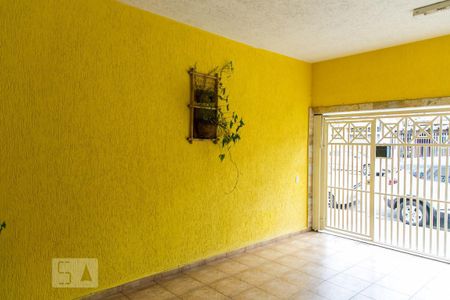 Casa à venda com 330m², 4 quartos e 2 vagas Casa à venda com 330m², 4 quartos e 2 vagasGaragem