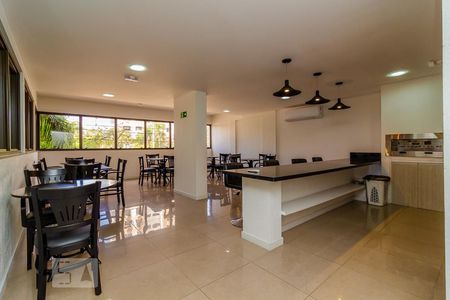 Apartamento à venda com 64m², 2 quartos e 2 vagas Apartamento à venda com 64m², 2 quartos e 2 vagasÁrea comum - Salão de festas