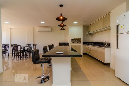 Apartamento à venda com 64m², 2 quartos e 2 vagas Apartamento à venda com 64m², 2 quartos e 2 vagasÁrea comum - Salão de festas