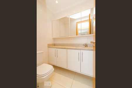 Apartamento à venda com 64m², 2 quartos e 2 vagas Apartamento à venda com 64m², 2 quartos e 2 vagasBanheiro