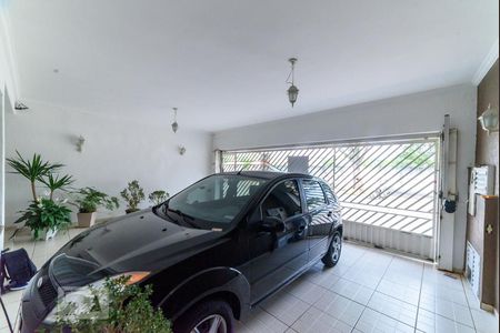 Casa à venda com 295m², 5 quartos e 3 vagas Casa à venda com 295m², 5 quartos e 3 vagasGaragem