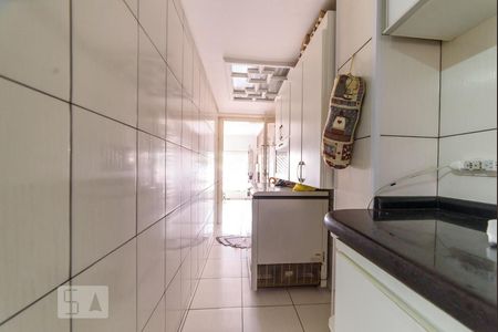 Casa à venda com 295m², 5 quartos e 3 vagas Casa à venda com 295m², 5 quartos e 3 vagasCozinha