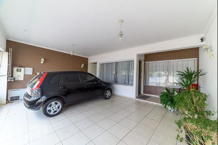 Casa à venda com 295m², 5 quartos e 3 vagas Casa à venda com 295m², 5 quartos e 3 vagasGaragem
