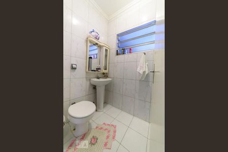 Casa à venda com 295m², 5 quartos e 3 vagas Casa à venda com 295m², 5 quartos e 3 vagasBanheiro 1