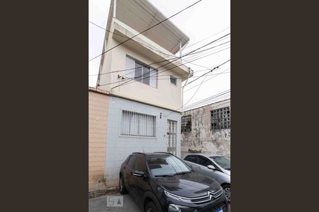 Casa à venda com 120m², 3 quartos e 1 vaga Casa à venda com 120m², 3 quartos e 1 vagaFachada
