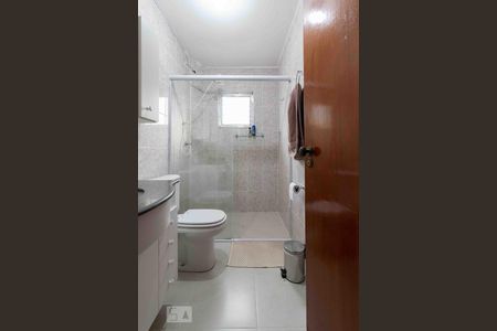 Casa à venda com 120m², 3 quartos e 1 vaga Casa à venda com 120m², 3 quartos e 1 vagaBanheiro 2