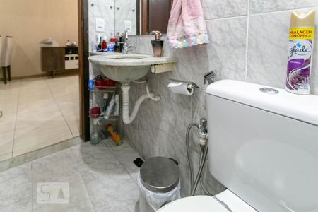 Apartamento à venda com 83m², 3 quartos e 1 vaga Apartamento à venda com 83m², 3 quartos e 1 vagaBanheiro