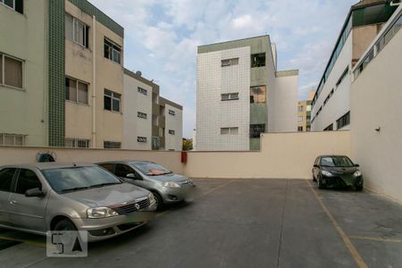 Apartamento à venda com 83m², 3 quartos e 1 vaga Apartamento à venda com 83m², 3 quartos e 1 vagaGaragem