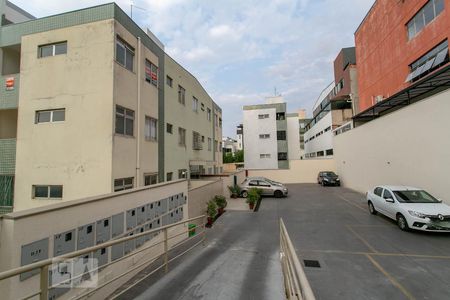 Apartamento à venda com 83m², 3 quartos e 1 vaga Apartamento à venda com 83m², 3 quartos e 1 vagaGaragem