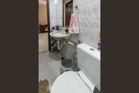 Apartamento à venda com 83m², 3 quartos e 1 vaga Apartamento à venda com 83m², 3 quartos e 1 vagaBanheiro
