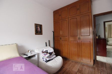Casa à venda com 200m², 4 quartos e 5 vagasQuarto 4