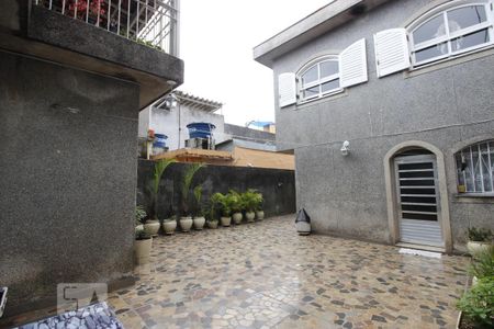 Casa à venda com 200m², 4 quartos e 5 vagasÁrea Externa