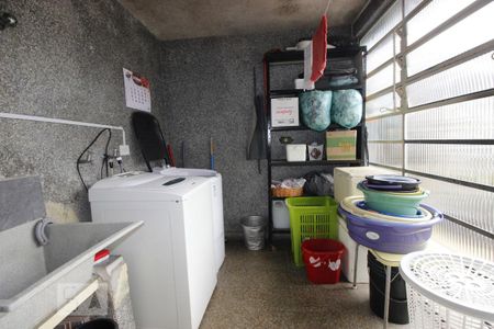 Casa à venda com 200m², 4 quartos e 5 vagasÁrea de Serviço