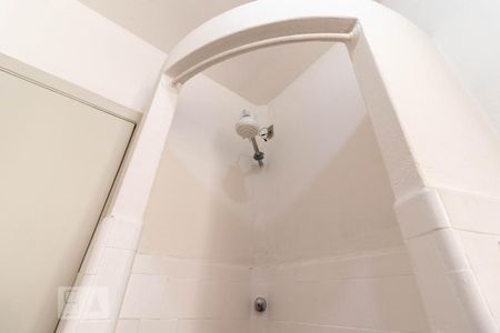 Apartamento para alugar com 84m², 3 quartos e sem vagaBanheiro - Chuveiro Elétrico