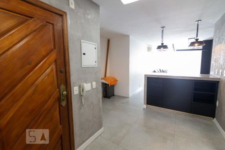 Apartamento à venda com 76m², 2 quartos e 1 vagaCozinha