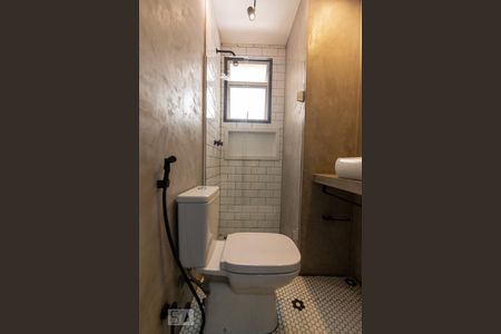 Apartamento à venda com 76m², 2 quartos e 1 vagaBanheiro da Suíte 1