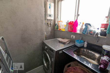 Apartamento à venda com 76m², 2 quartos e 1 vagaÁrea de Serviço