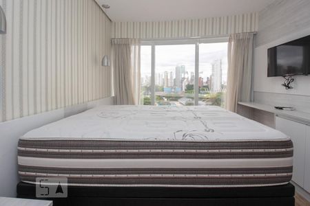 Studio à venda com 33m², 1 quarto e 1 vaga Studio à venda com 33m², 1 quarto e 1 vagaSuíte