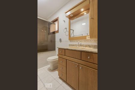 Apartamento à venda com 279m², 3 quartos e 2 vagasBanheiro da Suíte