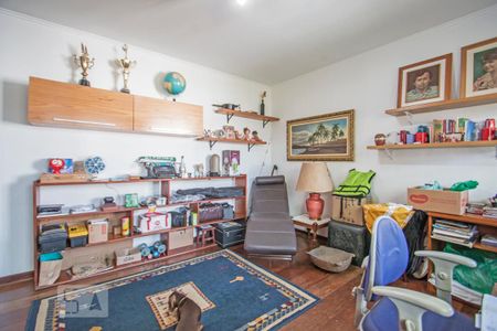 Casa à venda com 540m², 4 quartos e 8 vagasSuite 1