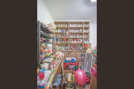 Casa à venda com 540m², 4 quartos e 8 vagasAnte-Sala da Adega