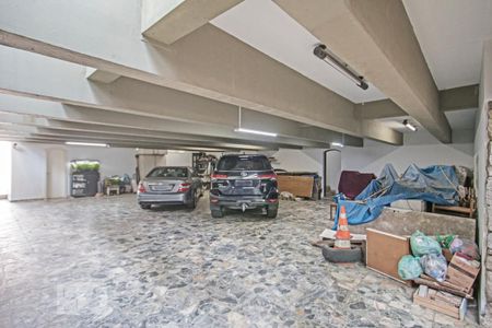 Casa à venda com 540m², 4 quartos e 8 vagasGaragem
