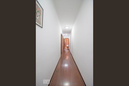 Casa à venda com 540m², 4 quartos e 8 vagasHall das Suites