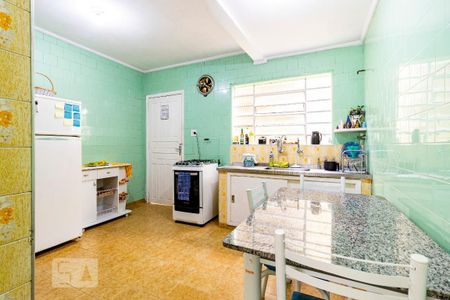 Casa à venda com 112m², 3 quartos e 1 vaga Casa à venda com 112m², 3 quartos e 1 vagaCozinha