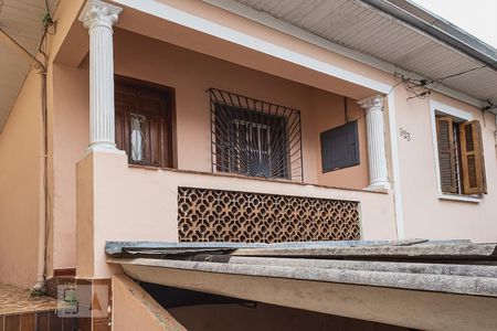 Casa à venda com 400m², 3 quartos e 2 vagasFachada