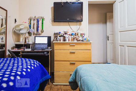 Casa à venda com 400m², 3 quartos e 2 vagasCasa 01 - Dormitório 02