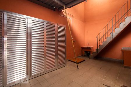 Casa à venda com 125m², 2 quartos e 1 vagaÁrea de serviço